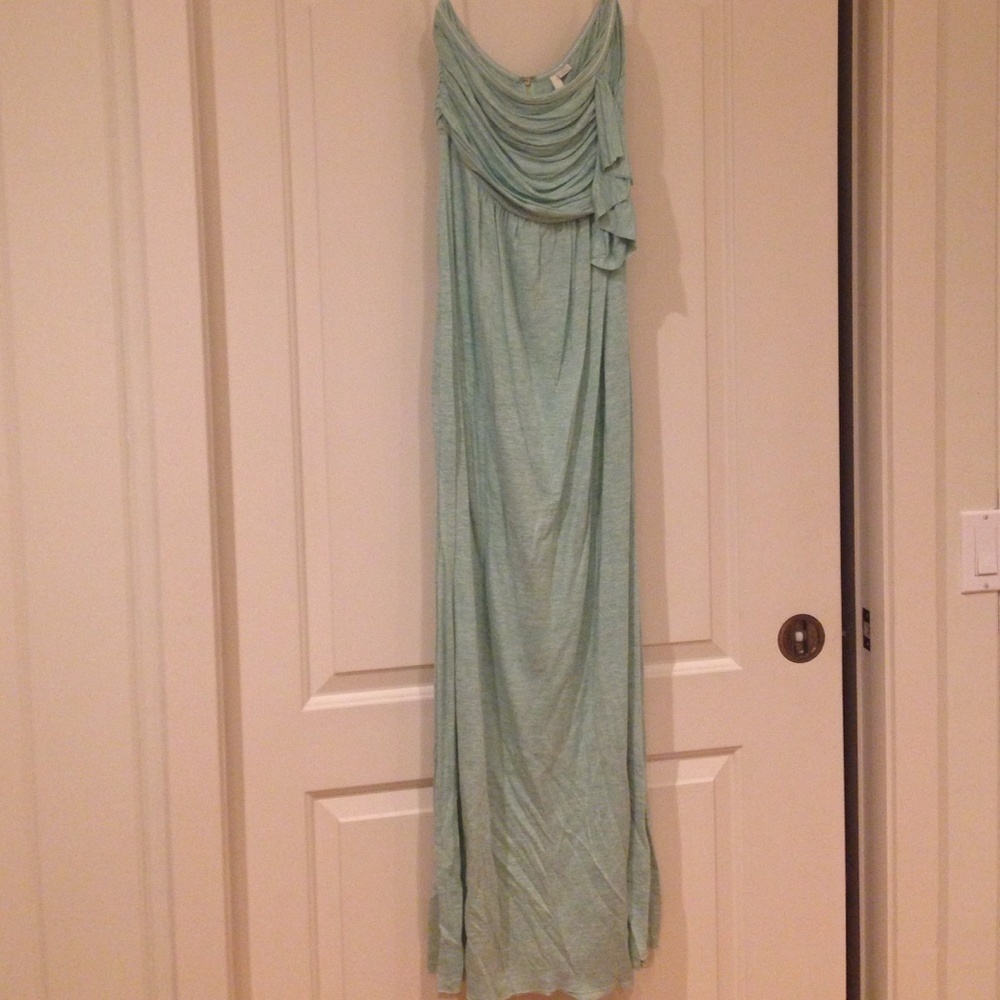 Aryn K Ruffle Strapless Maxi Dress Size Medium EUC